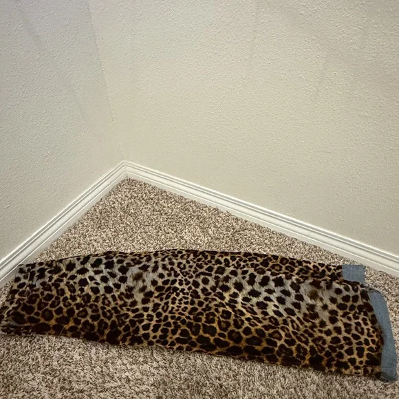 Zara Leopard Print Wide Leg Jeans - Picture 6 of 6